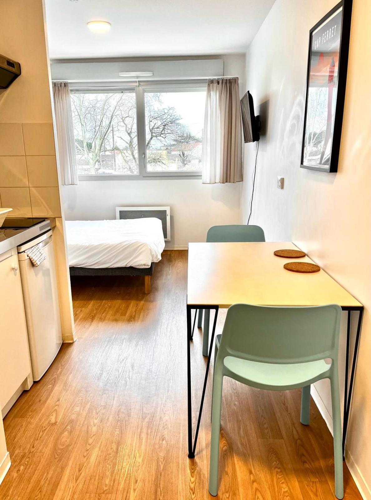 Residence Hoteliere Le Prado Либурн Экстерьер фото